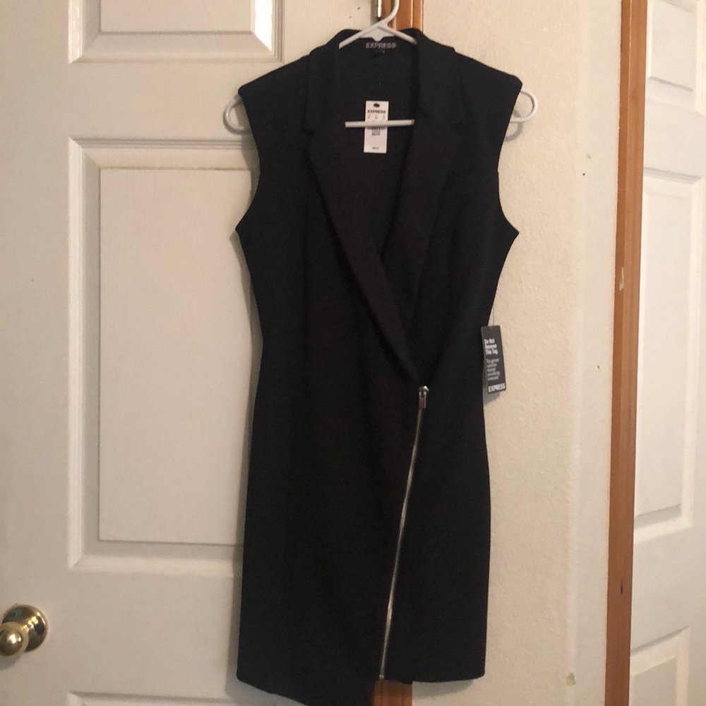 Black Express sleeveless suit dress NWT size XS